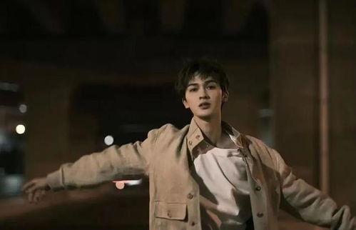 导演爆料朱正廷视频合集,朱正廷幕后花絮视频合集大曝光